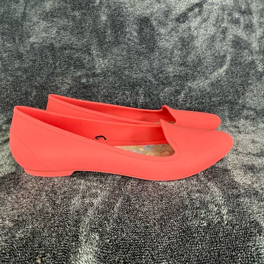 Crocs Women's Eve Flat Iconic Comfort Coral Pink Croslite Loafer Size 9